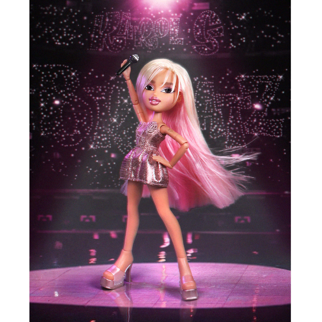 511519-Bratz-x-Karol-G-Collector-Doll8.j